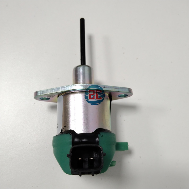 1A084-60014 Bahan Bakar Diesel Mematikan Solenoid Valve Cocok untuk Kubota V2203 2204 Bocat S175 150 Suku Cadang Mesin