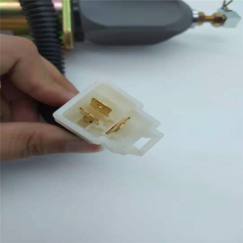 Stop Solenoid Valve 1751ES-12A3UC12B1S Cocok Untuk YANMAR SA-4673-S 60-5 12V Putih Plug