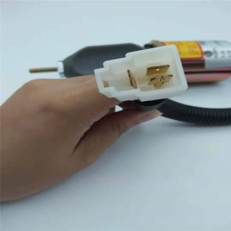 1753ES-12A3UC5B1S1 Stop Solenoid Valve Cocok Untuk Mesin YANMAR 4TNE94 SA-3840T 12V