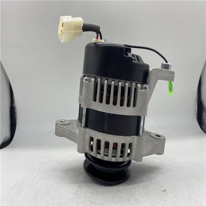 19020700 Excavator Alternator 12V 50A Cocok Untuk YANMAR R60-5 4D84