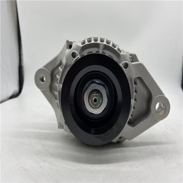 119626-77210 12 Volt Alternator 35A Roda Tunggal Cocok untuk Excavator KUBOTA V2304