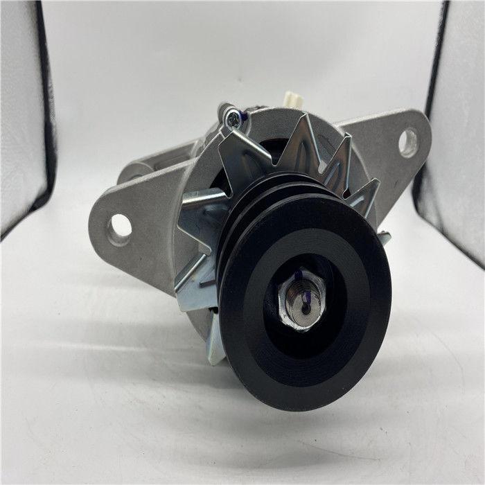 1-81200-440-2 Cocok untuk 6BD1 Isuzu Alternator EX200-2 Engine 0-33000-6552 Daya Slot Ganda