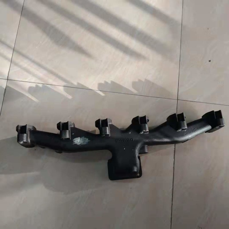 YUBP-00785 Excavator Wear Parts Manifold Exhaust Untuk 6D102 Hyundai R225LC-7 Mesin Diesel